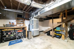 111 S Elam Ave-37