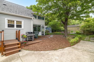 111 S Elam Ave-38