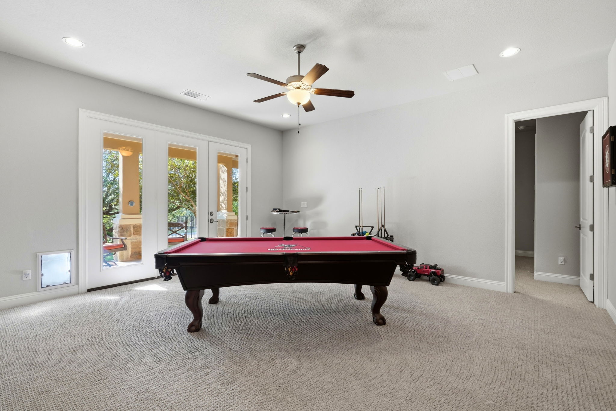 023_F8_111 Serene Hilltop Cir
