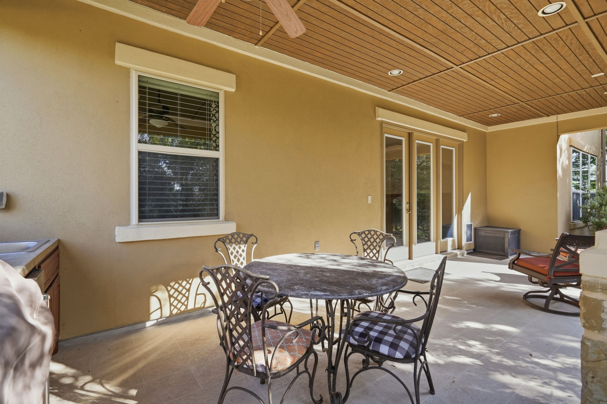 049_F8_111 Serene Hilltop Cir