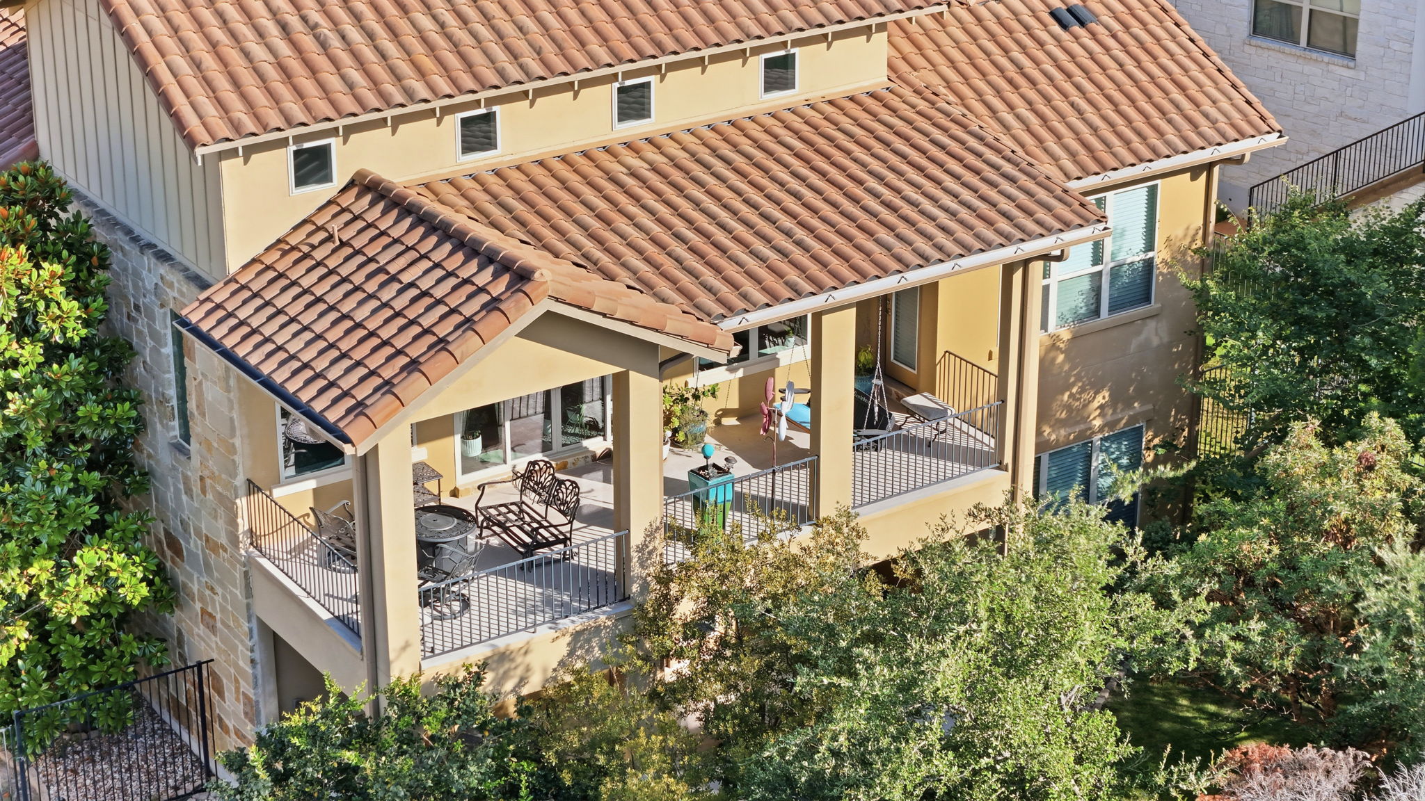 004_F8_AERIAL_111 Serene Hilltop Cir