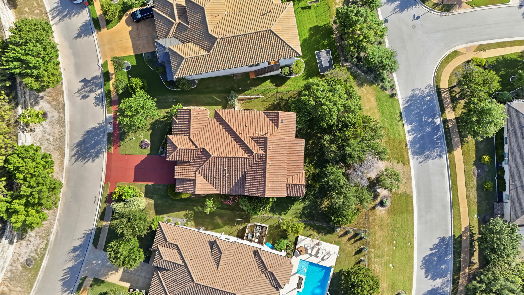 005_F8_AERIAL_111 Serene Hilltop Cir