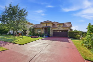 003_F8_111 Serene Hilltop Cir