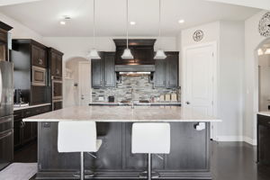 014_F8_111 Serene Hilltop Cir