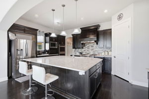 015_F8_111 Serene Hilltop Cir
