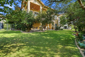 054_F8_111 Serene Hilltop Cir