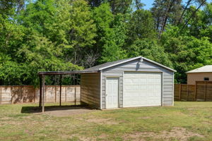 Detached Garage