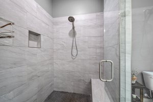  Photo 36