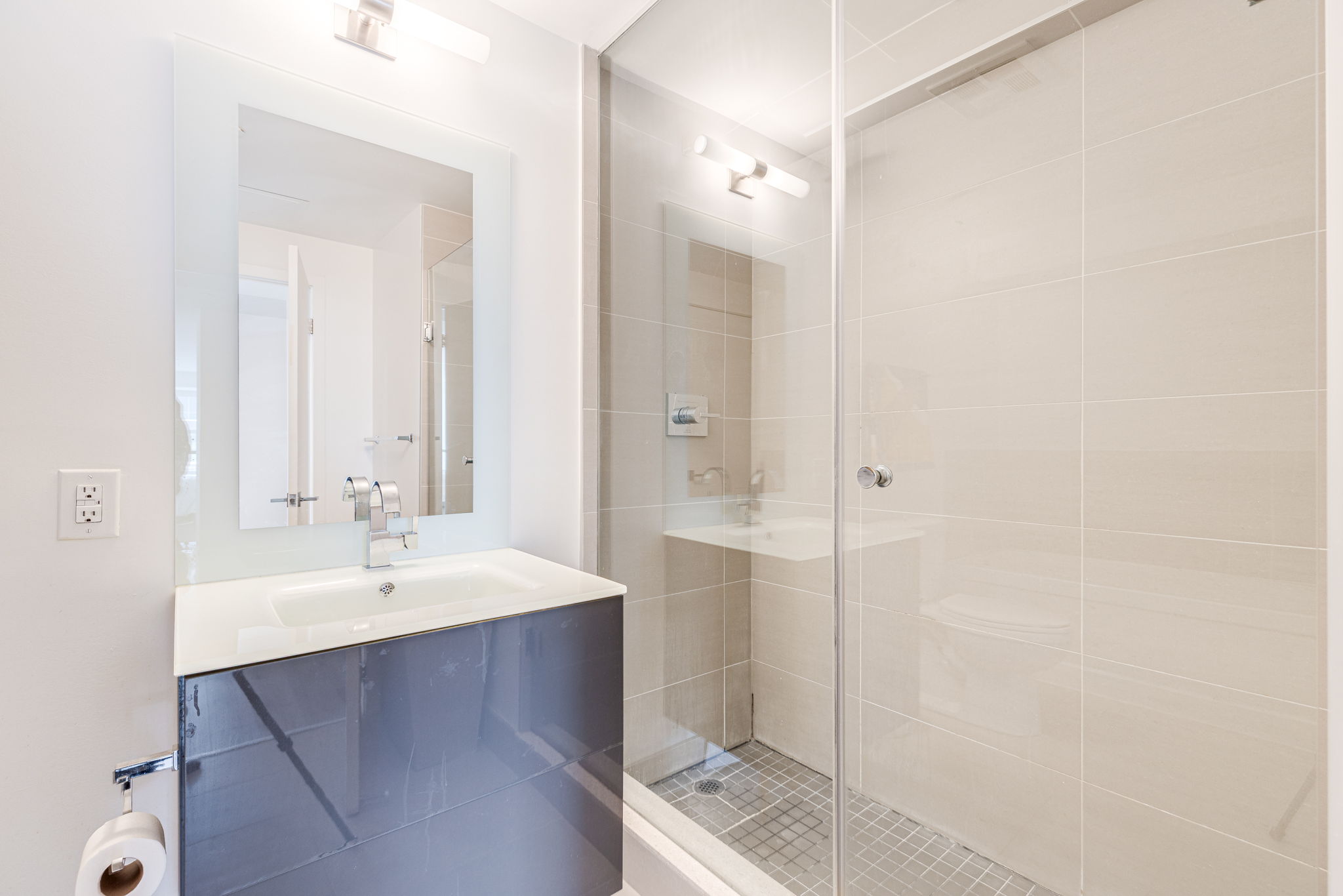 Toronto property showcase — delivered property photograph 23