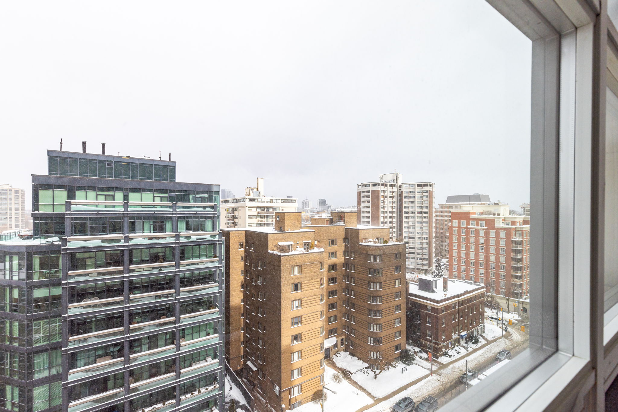 Toronto property showcase — delivered property photograph 26