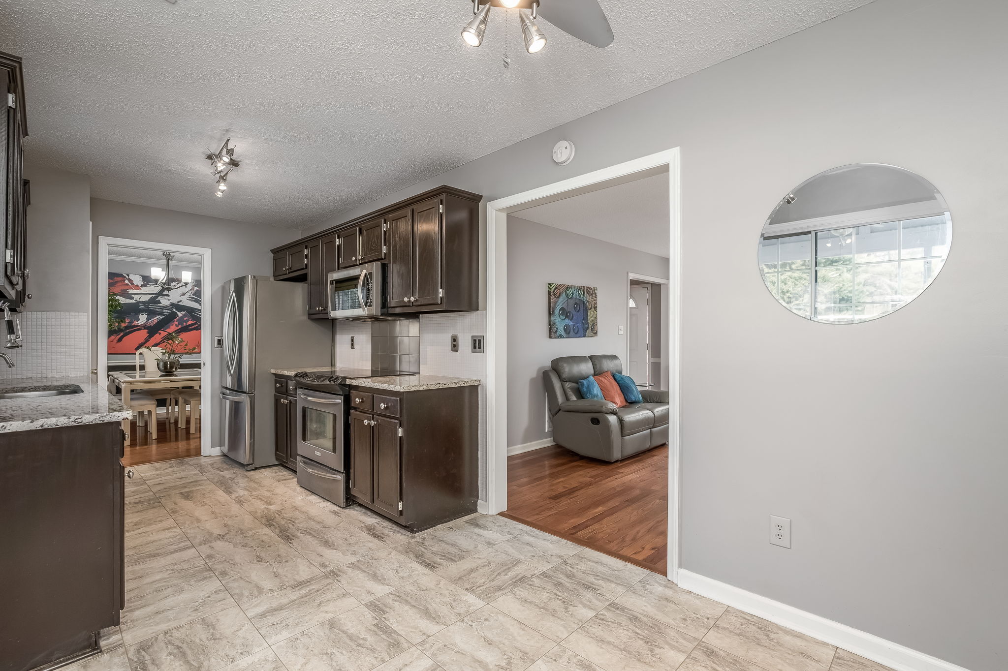 111 Stapleton Way-14