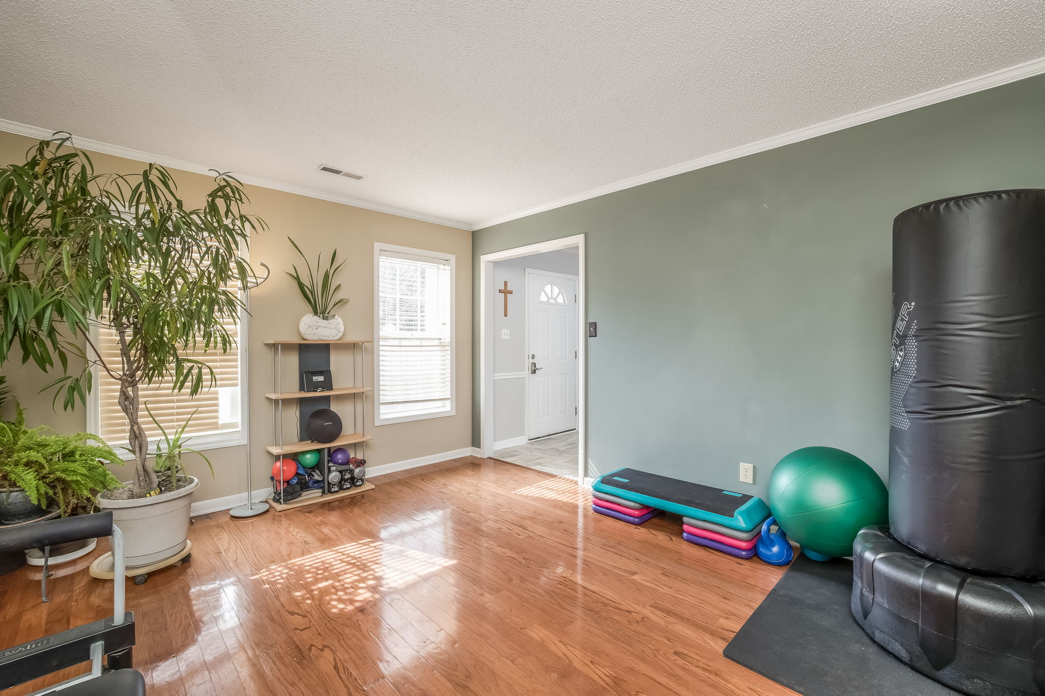 111 Stapleton Way-7