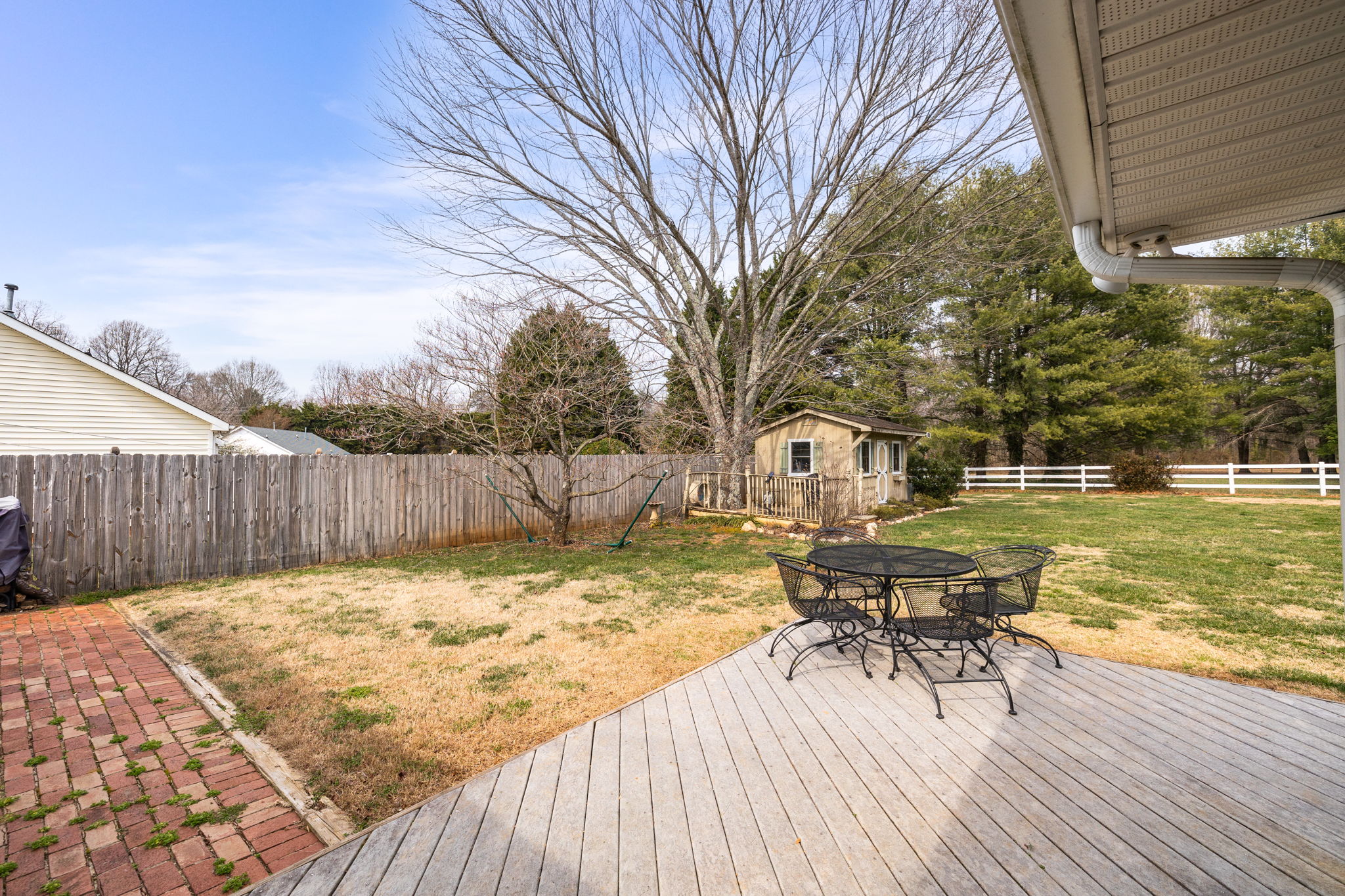 111 Stapleton Way-27