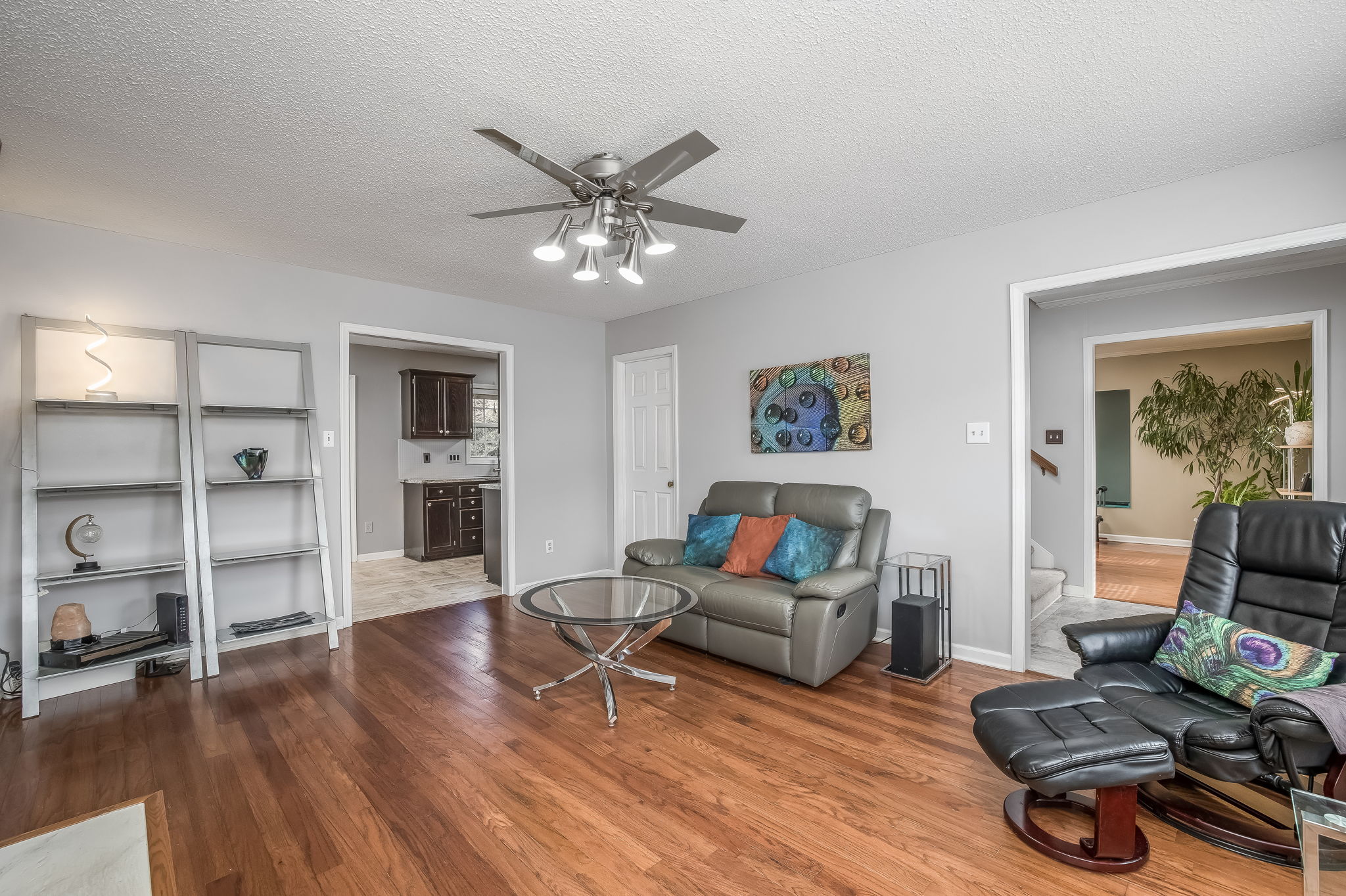 111 Stapleton Way-16
