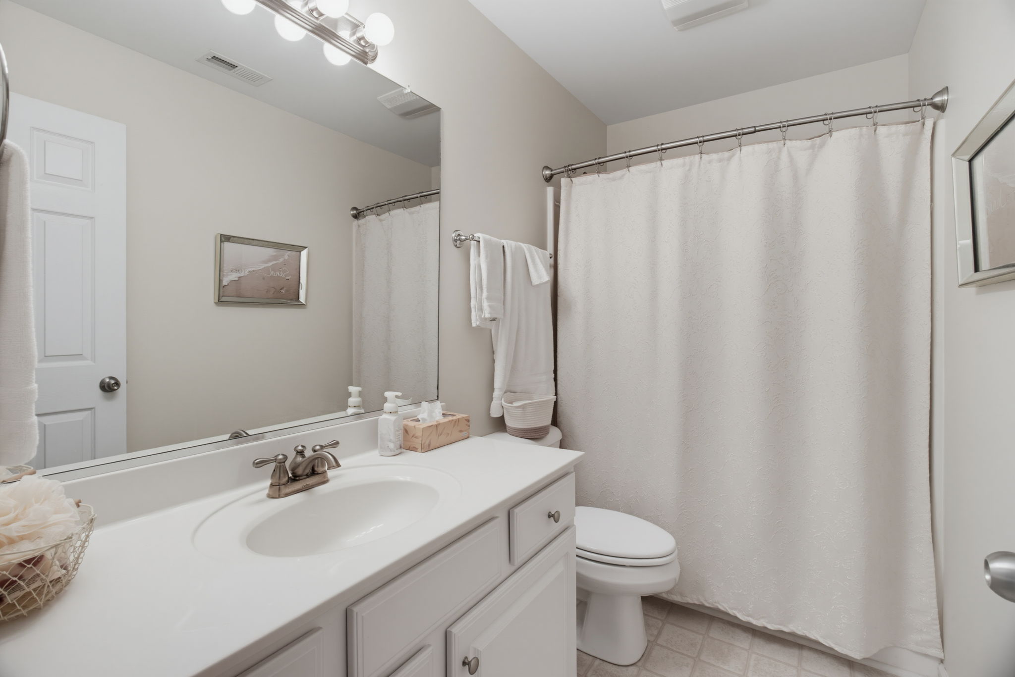 111 Tree Trop Ln-23