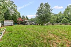 111 Tree Trop Ln-29