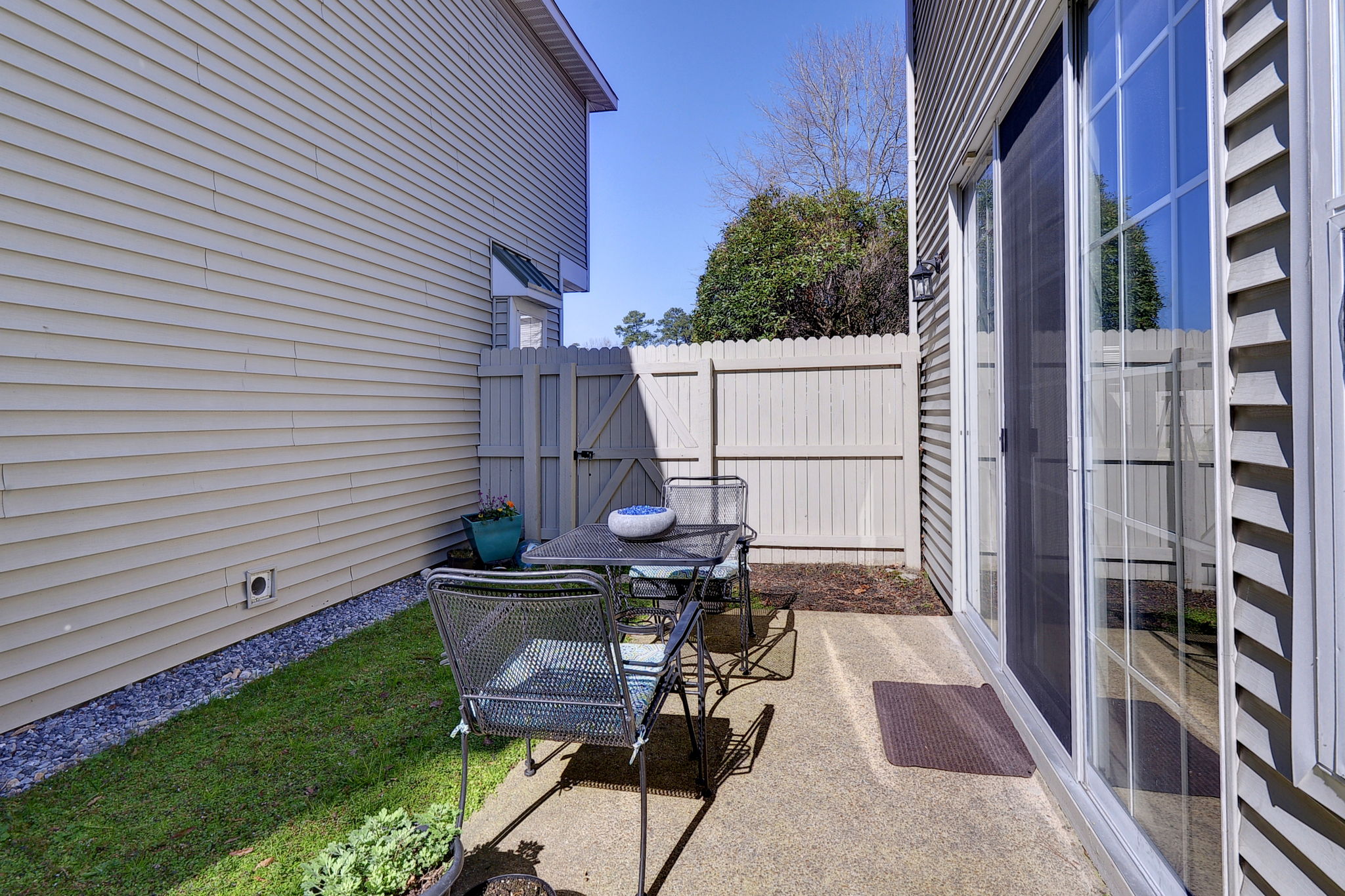 111 Watson Dr, Newport News, VA 23602, USA Photo 5