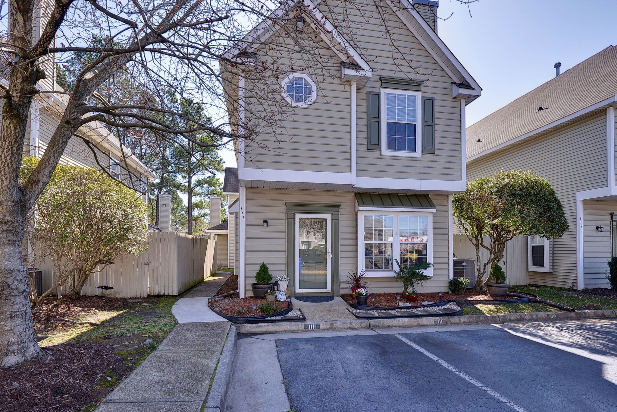 111 Watson Dr, Newport News, VA 23602, USA