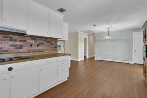 Dining Room/Kitchen