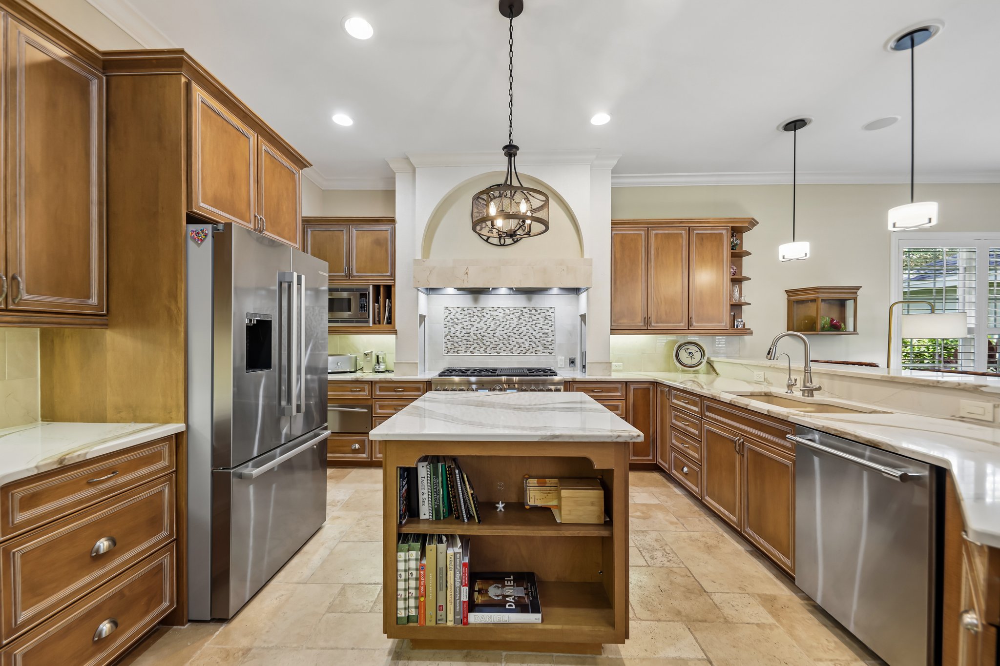 Carolina Cir SW-S2210-019.jpg