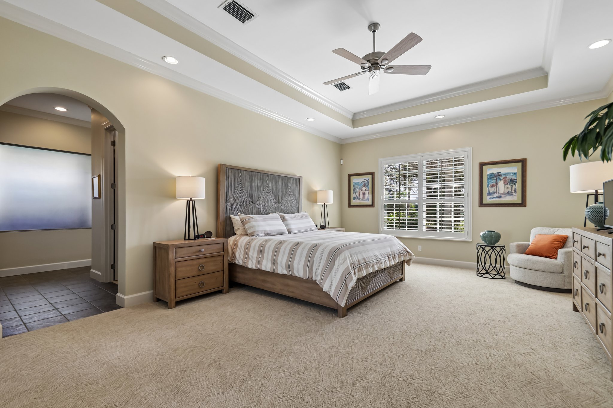 Carolina Cir SW-S2210-034.jpg