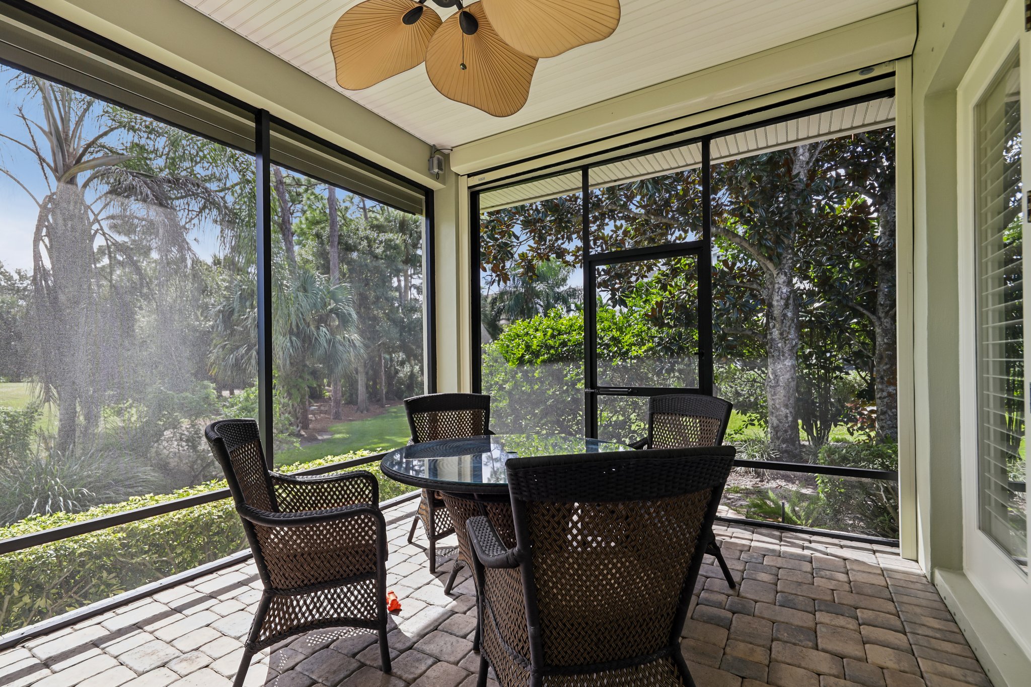 Carolina Cir SW-S2210-045.jpg