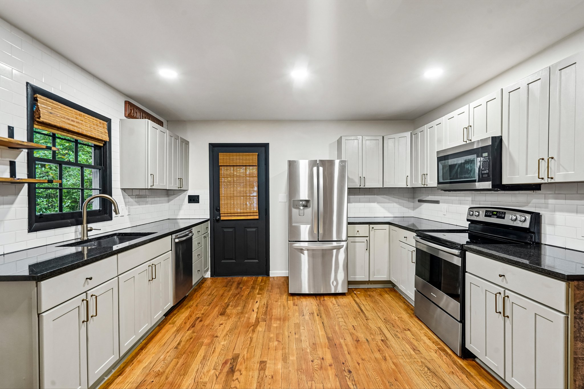 Creekdale Dr-S1710-013.jpg