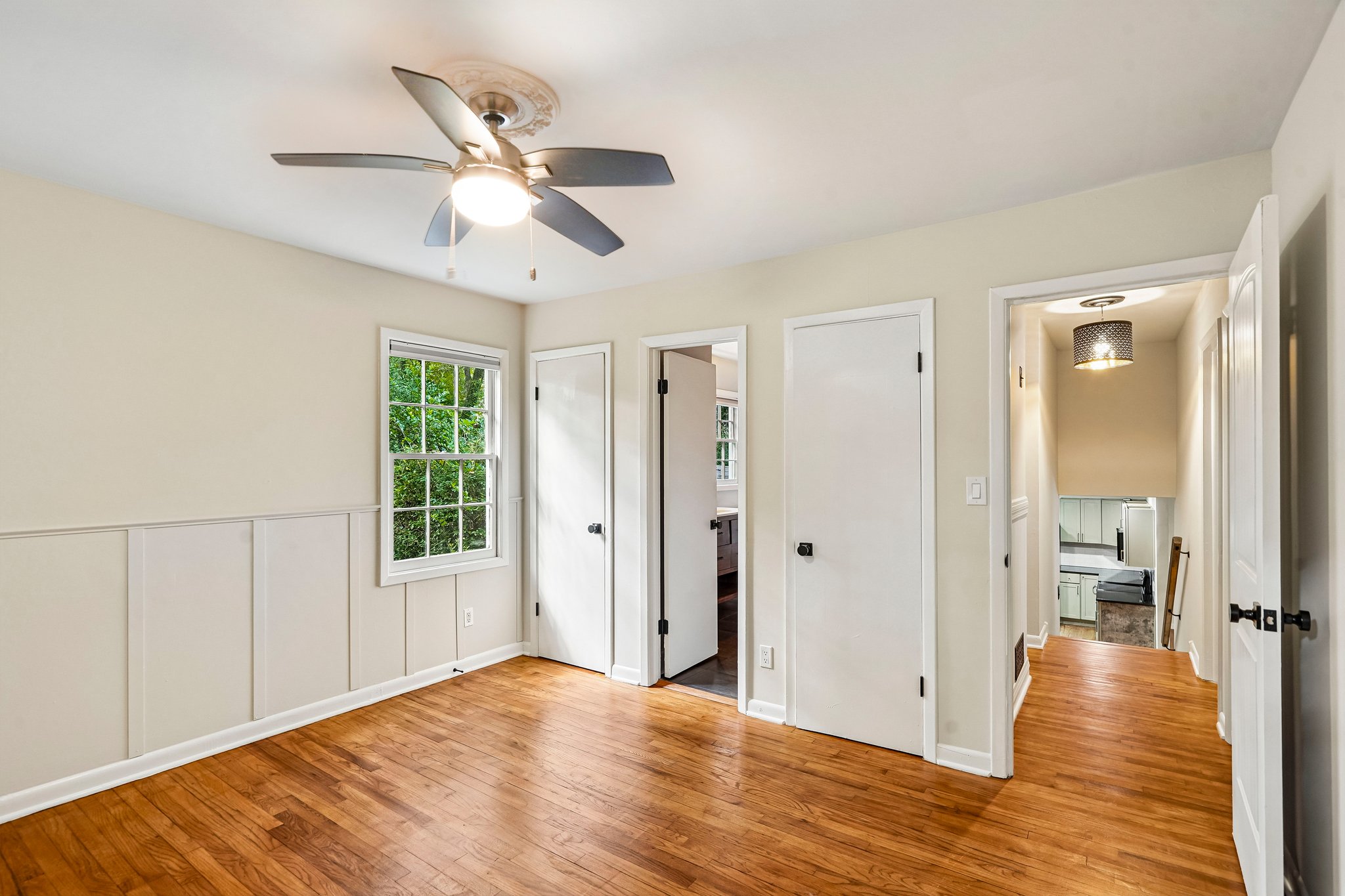 Creekdale Dr-S1710-024.jpg