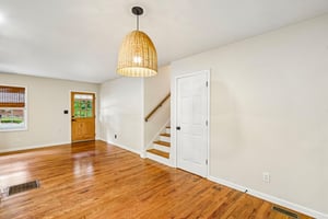 Creekdale Dr-S1710-010.jpg