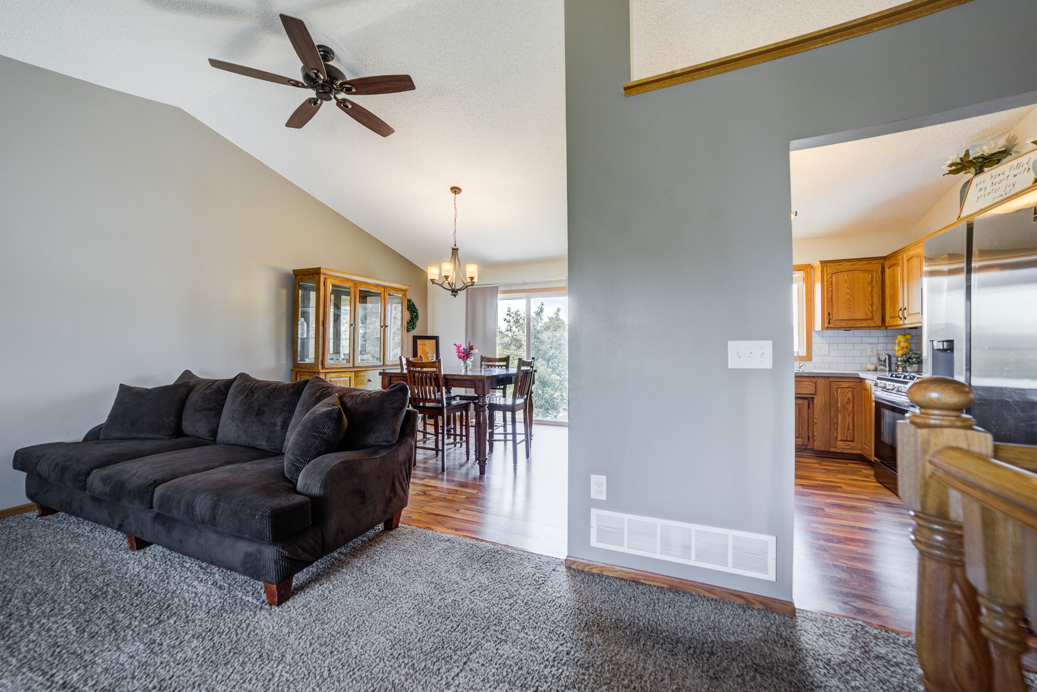 8 LivingRoom