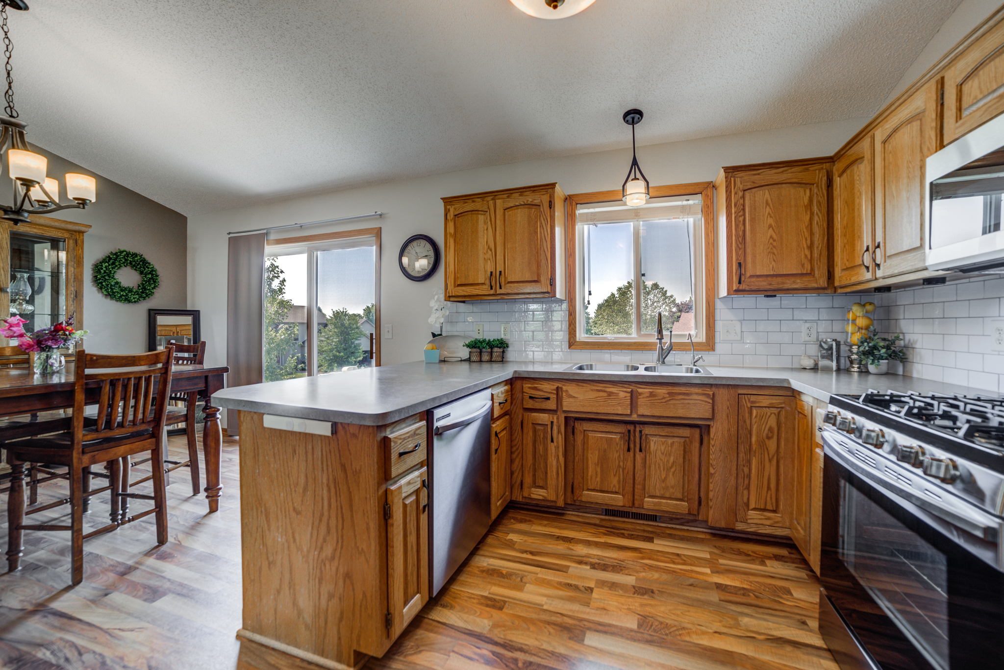 13 Kitchen