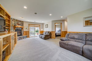 23 FamilyRoom