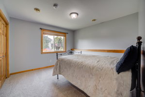28 Bedroom4