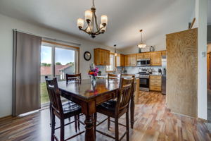 11 DiningRoom