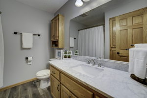 14 Bathroom1