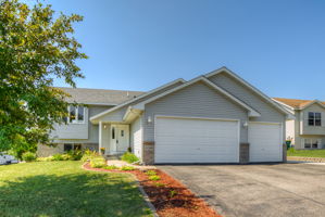 1 ExteriorFront