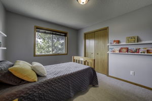 20 Bedroom2