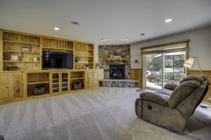 21 FamilyRoom