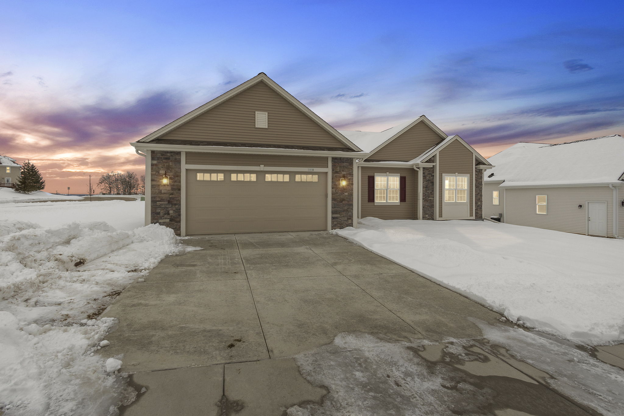 1110 Juniper Ln, Hartford, WI 53027 K & K Productions