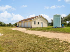  Photo 37