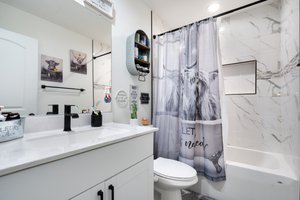  Photo 38