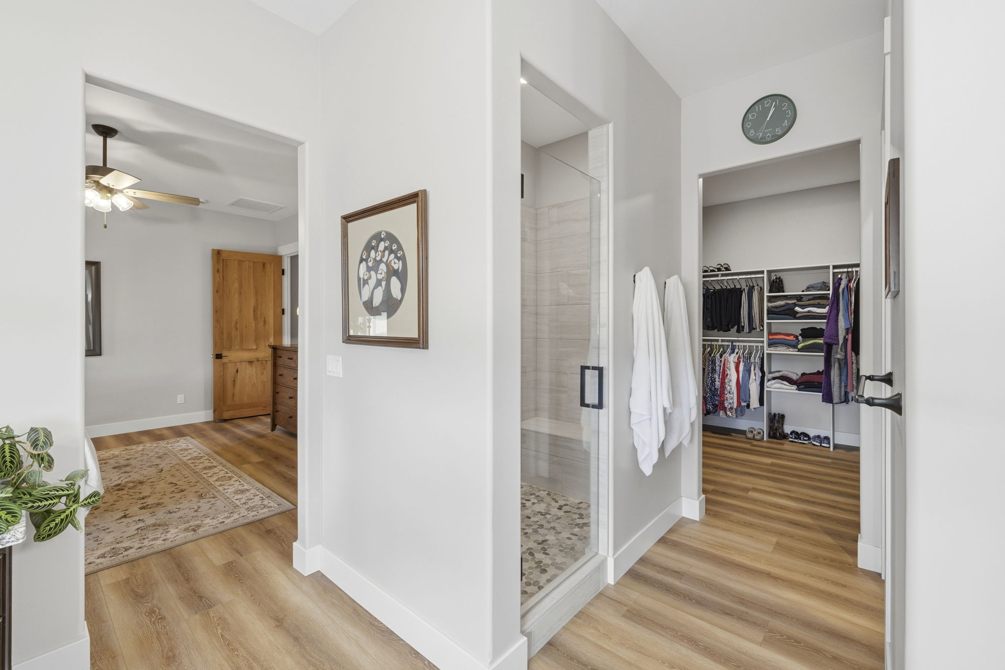 Primary Bathroom 4