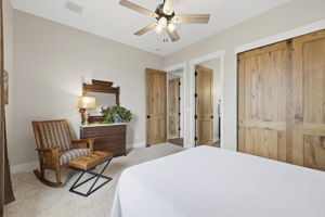 Bedroom 2-2