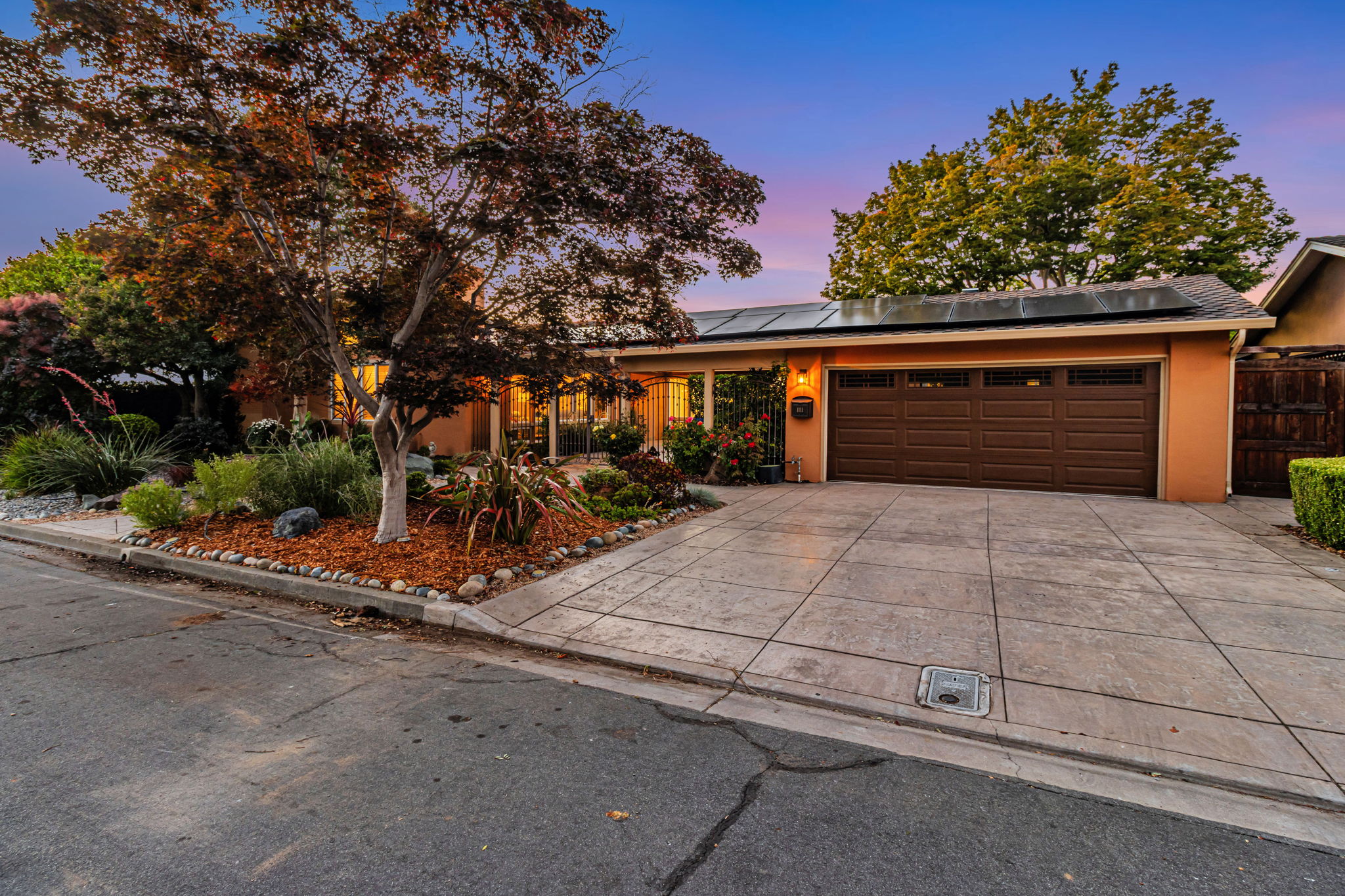 018_TWILIGHT_ 1111 Arnott Way