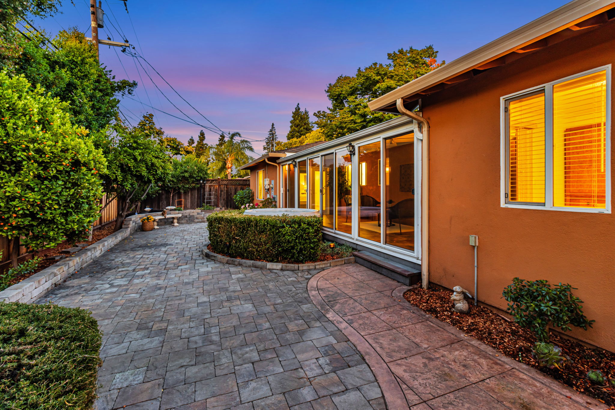 031_TWILIGHT_ 1111 Arnott Way