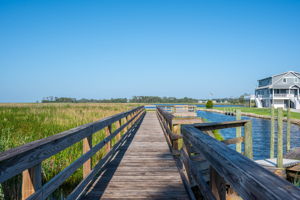 Bermuda-Bay-Community-Pier