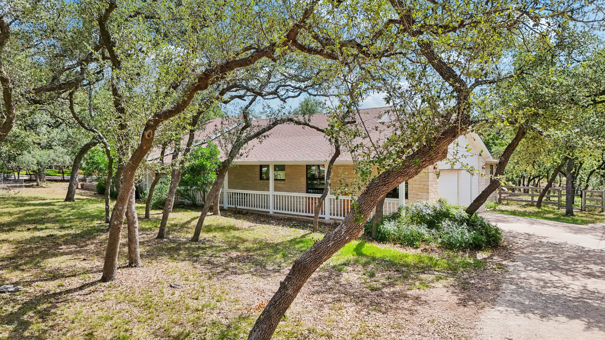 Canyonwood Dr-S1209-059.jpg
