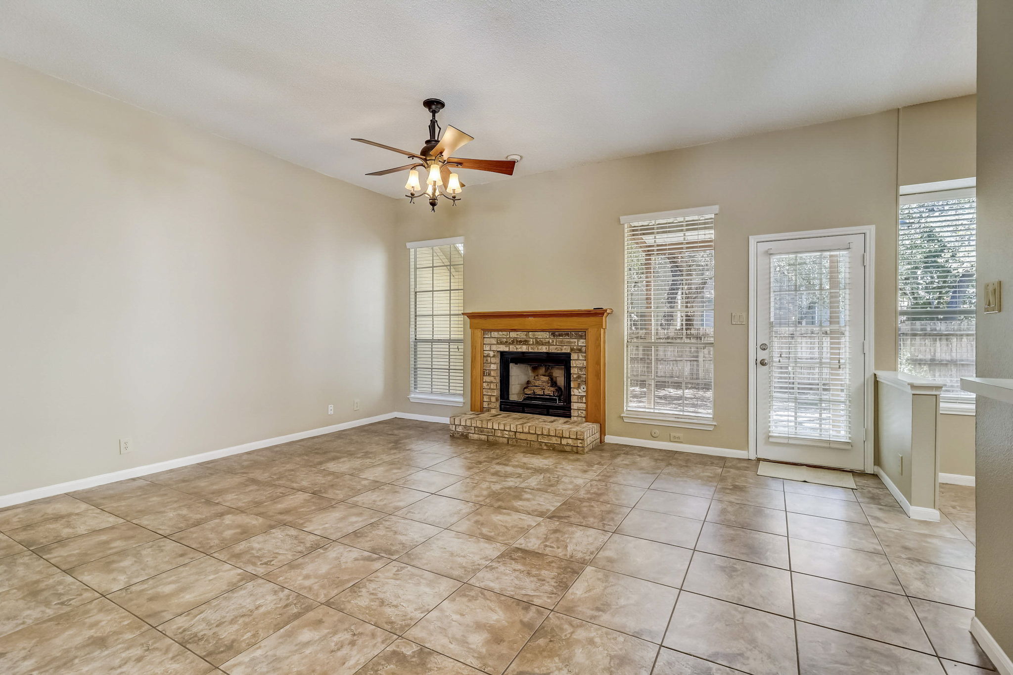 1111 crossbrook san antonio tx 78253 showingtime listing media