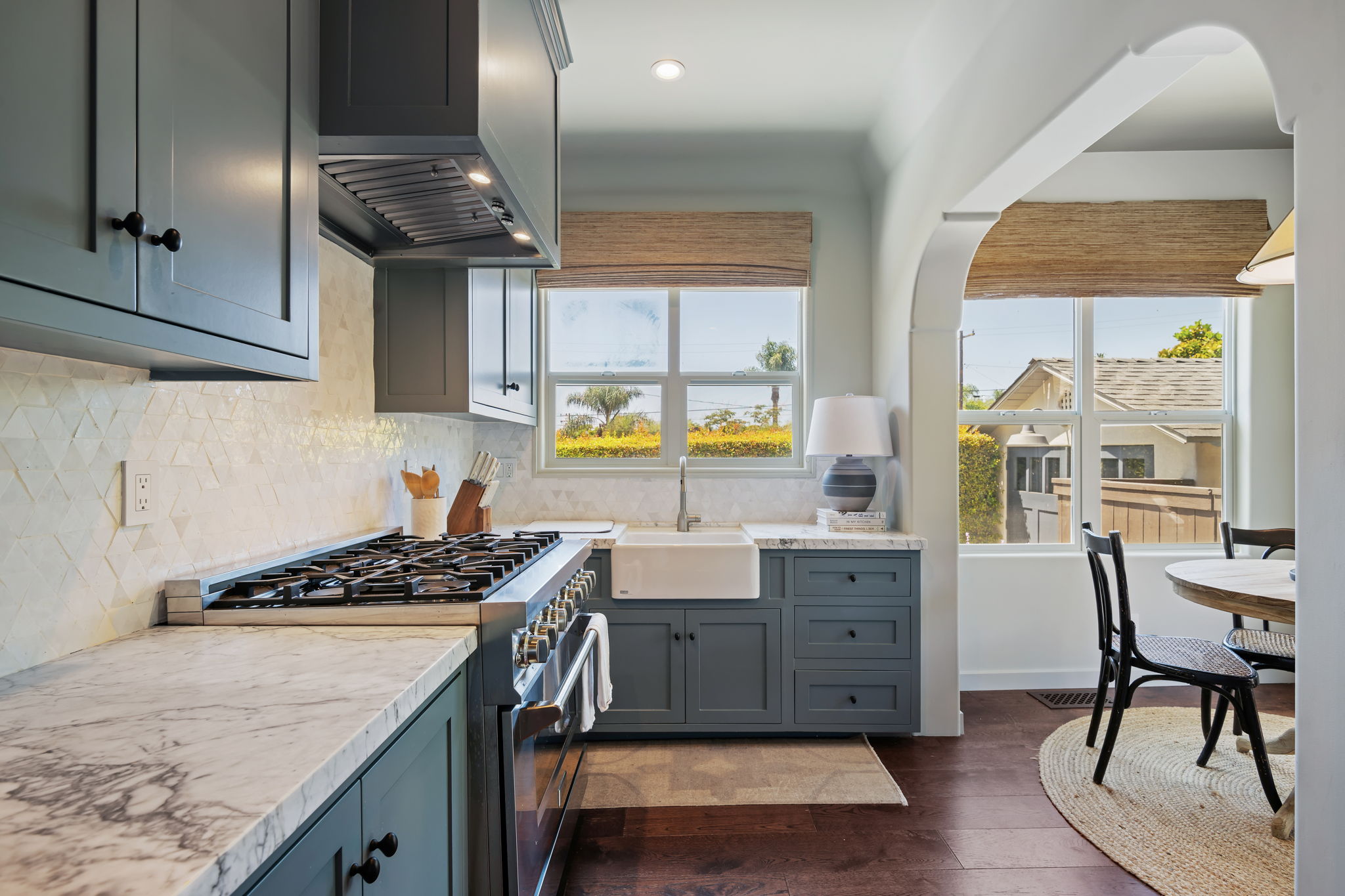 10-Kitchen