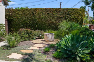 05-Front Yard